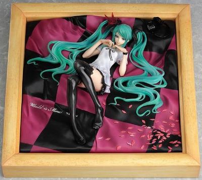 Vocaloid Miku Himesanma Pedestal