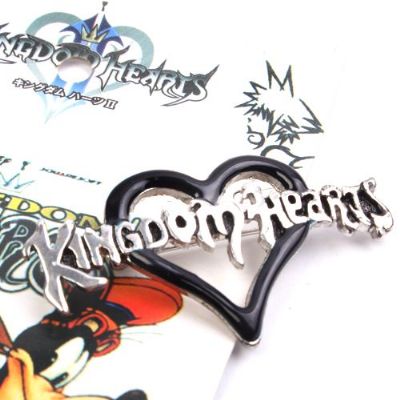 kingdom hearts anime brooch