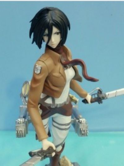 attack on titan anime figure