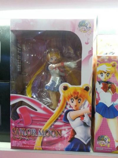 sailormoon anime figure