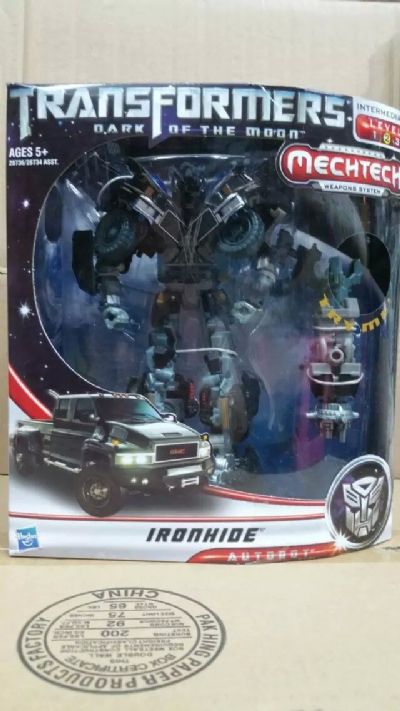 Transformer anime figure