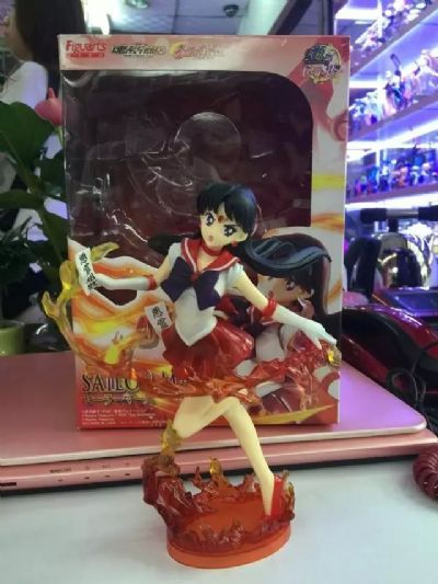sailormoon anime figure