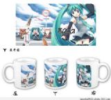 Miku anime bottle