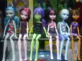 Draculaura Fashion Dress Up