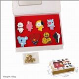 BTS BT21 a set of 8 Brooch badge Boxed