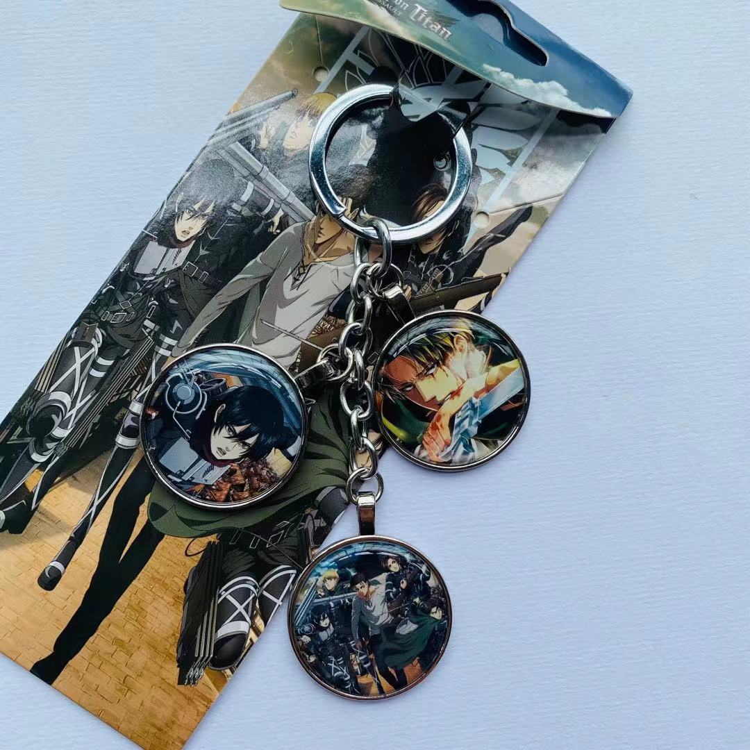 attack on titan anime keychain