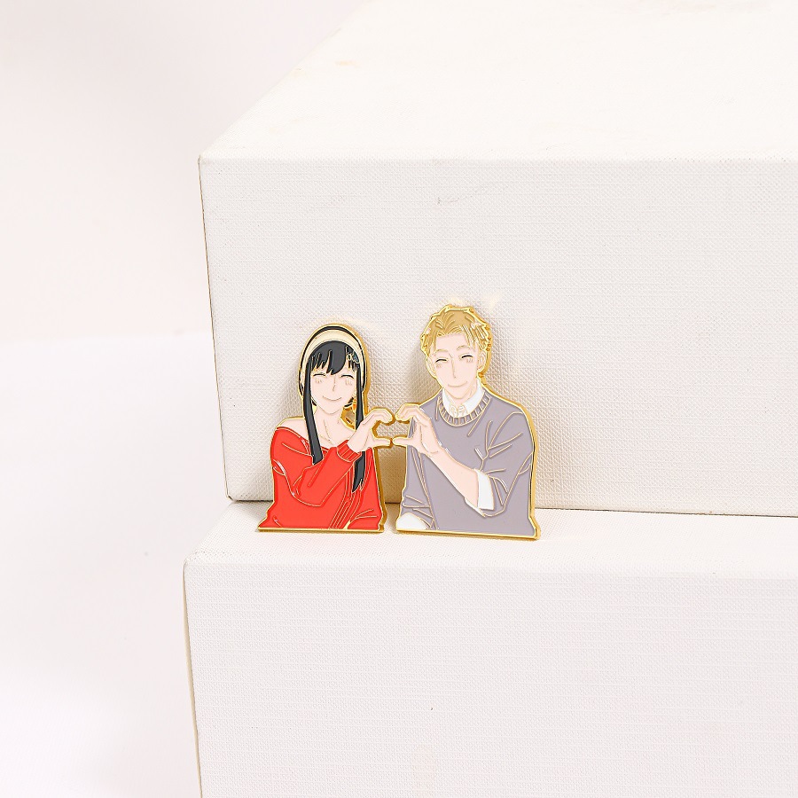 SPY×FAMILY anime Brooch