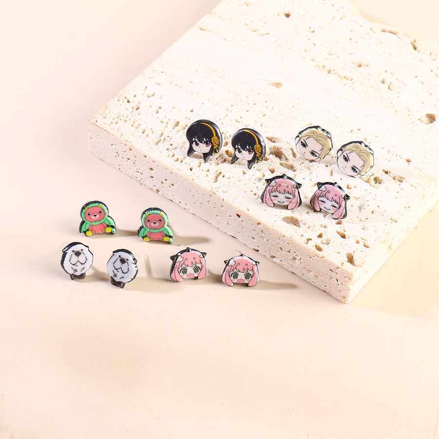 SPY×FAMILY anime earing