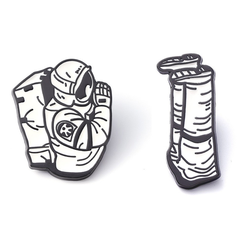 chainsaw man anime pin