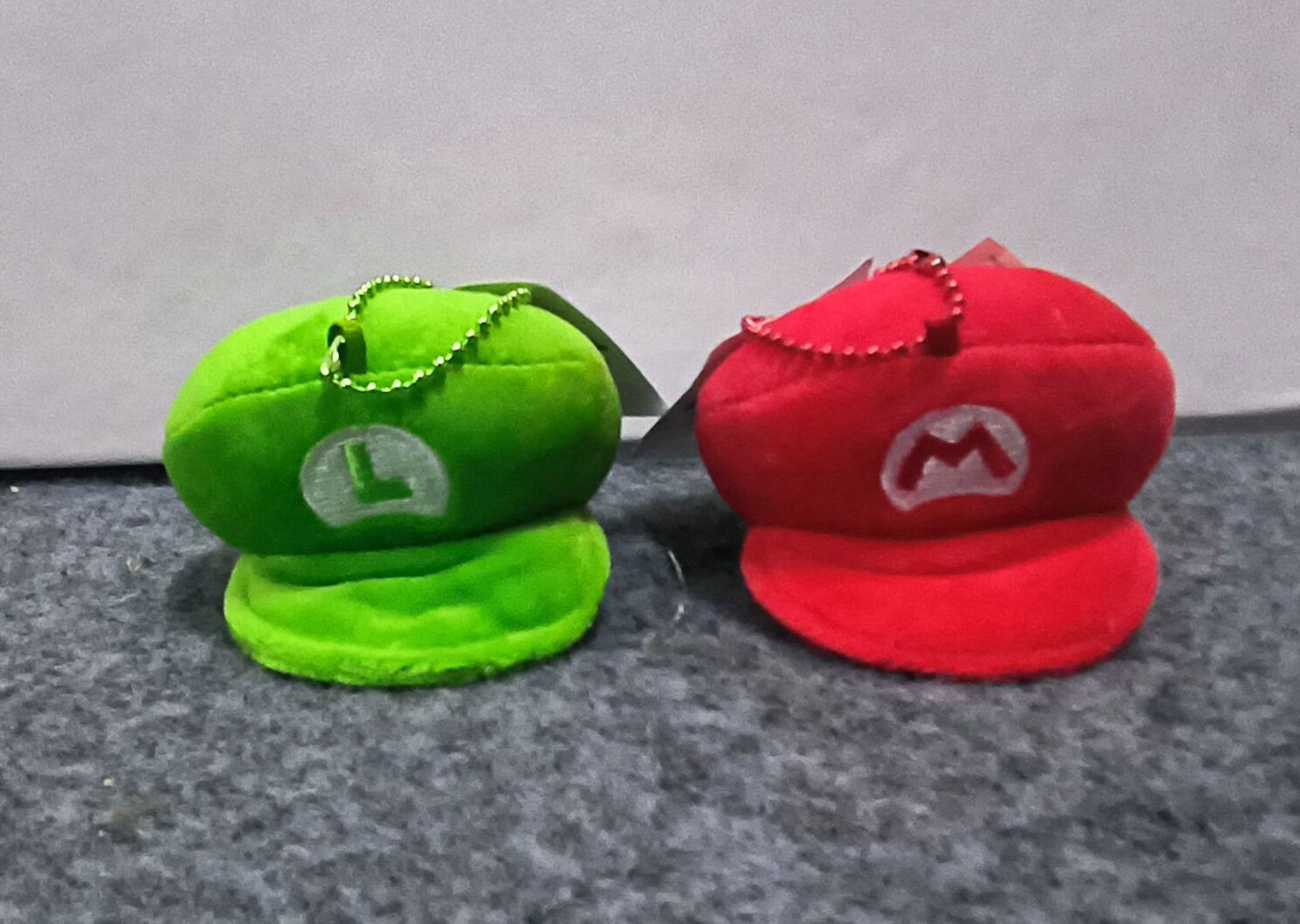 super Mario anime keychain  6cm