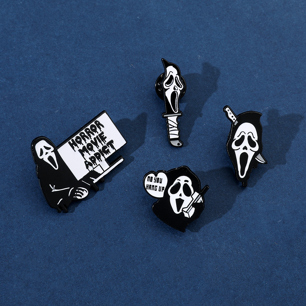 scream anime pin