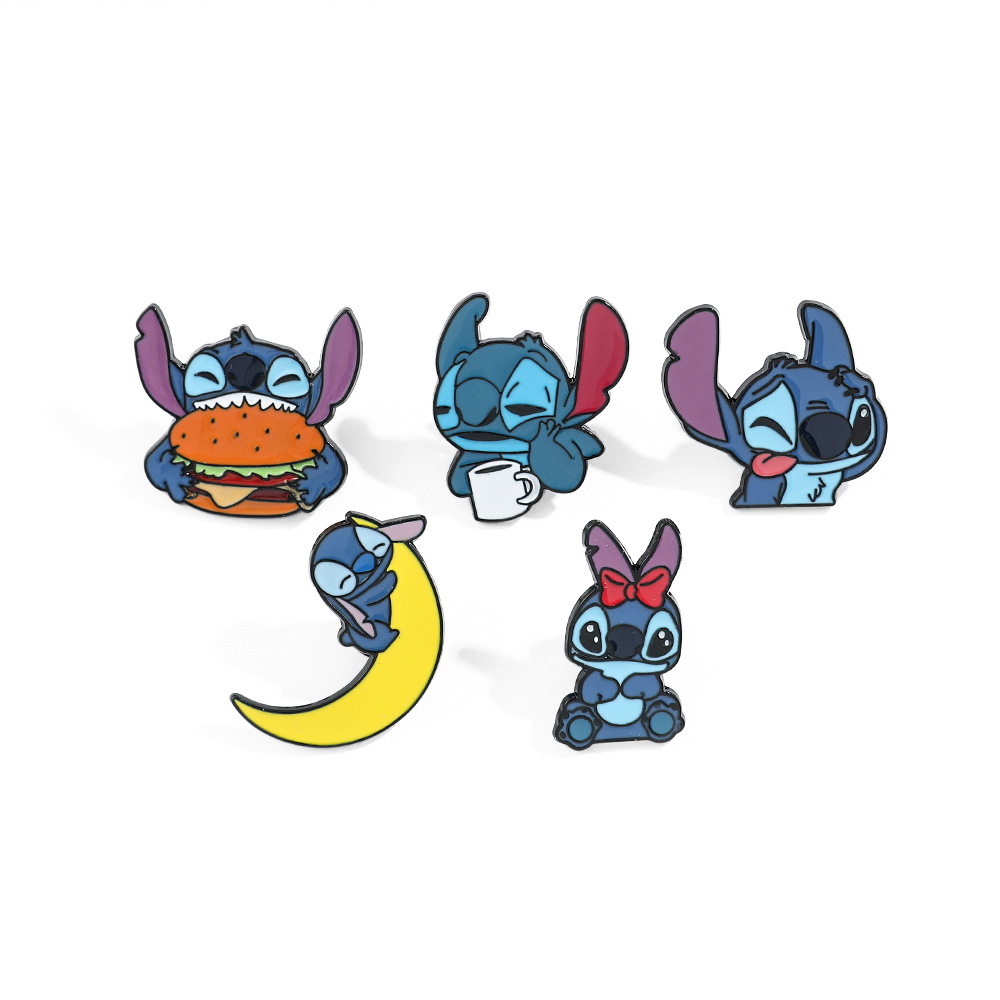 Stitch anime pin