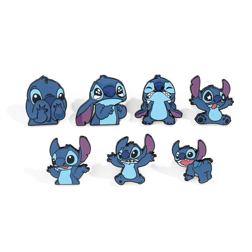 Stitch anime pin