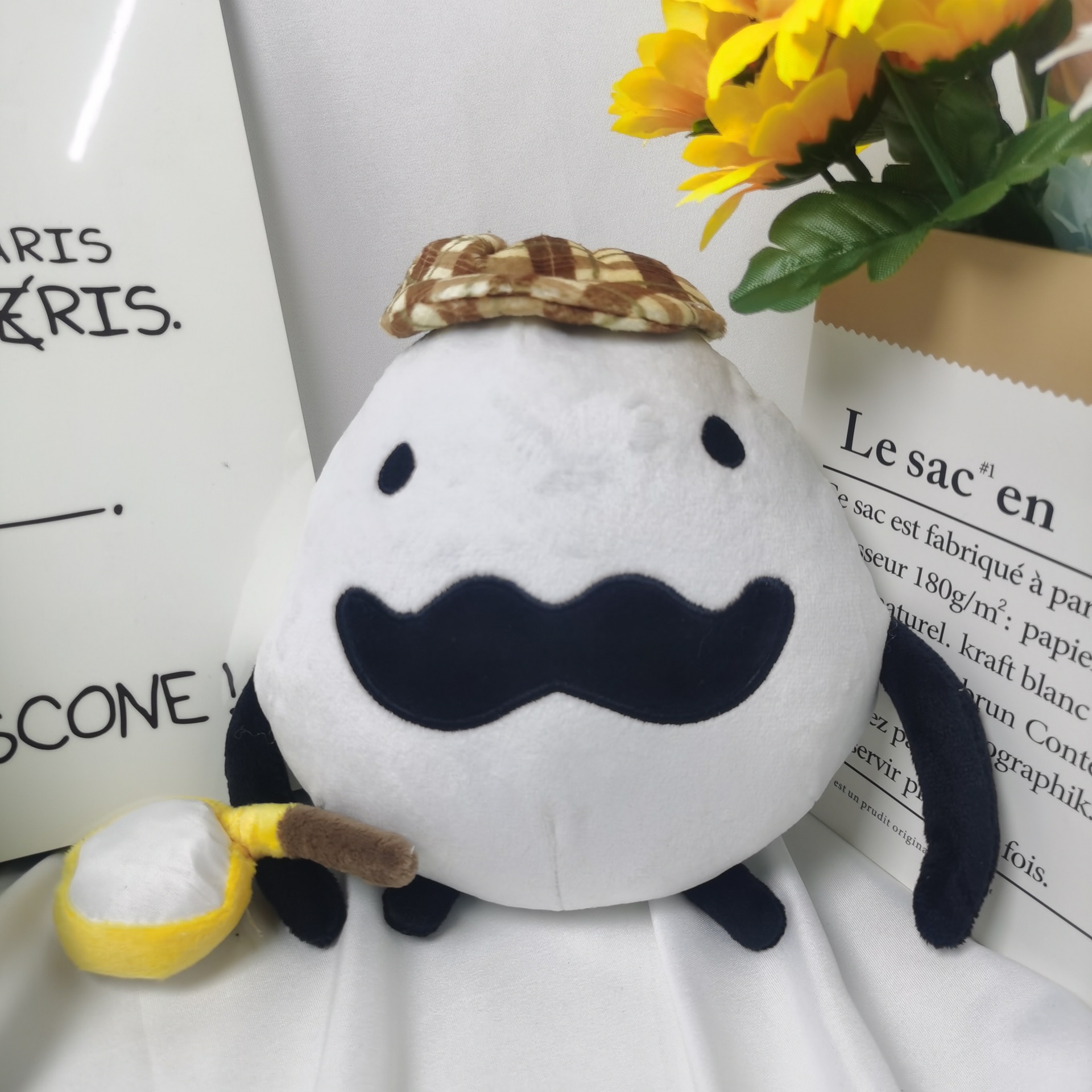 Detective Egg plush doll 25cm