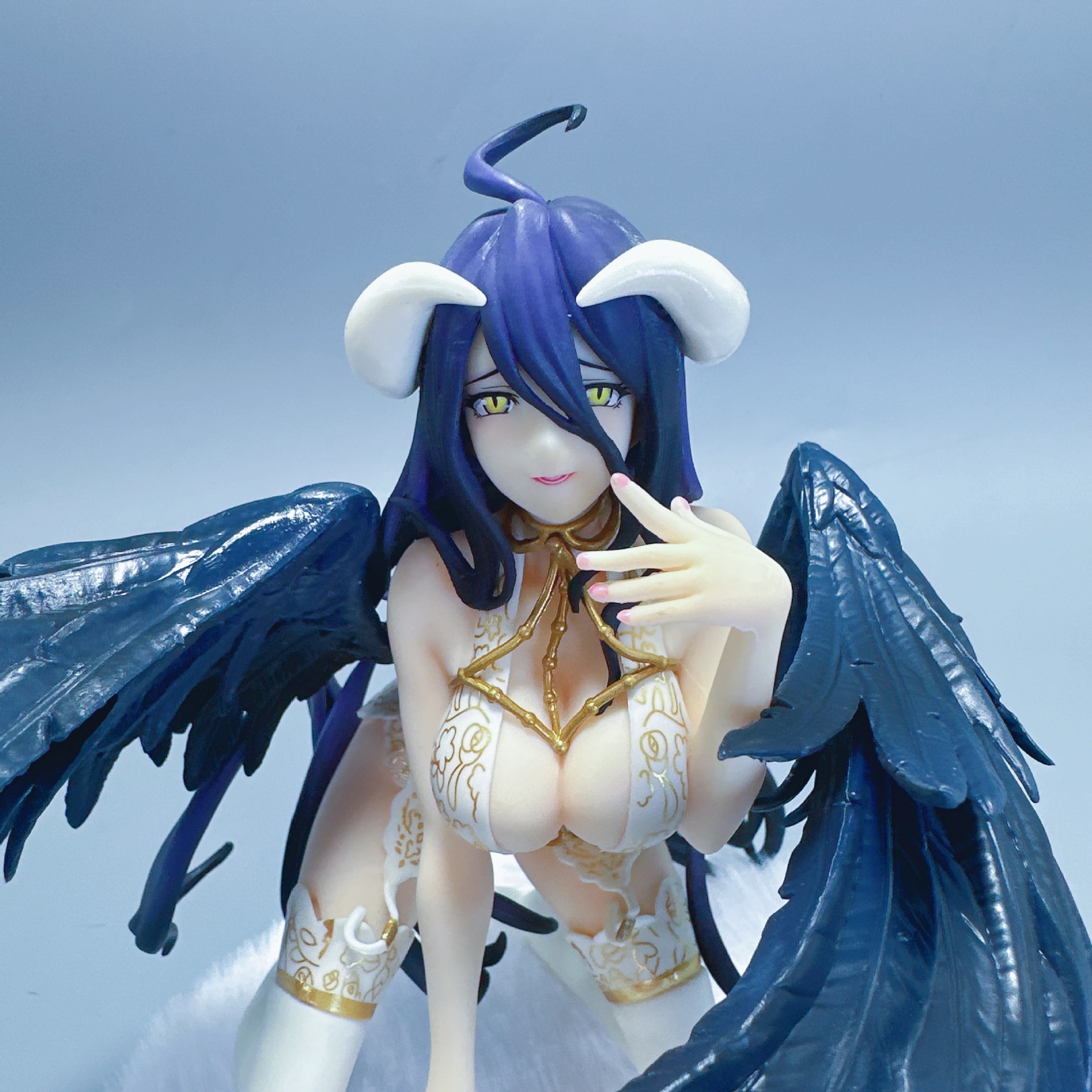 overload anime figure 15cm