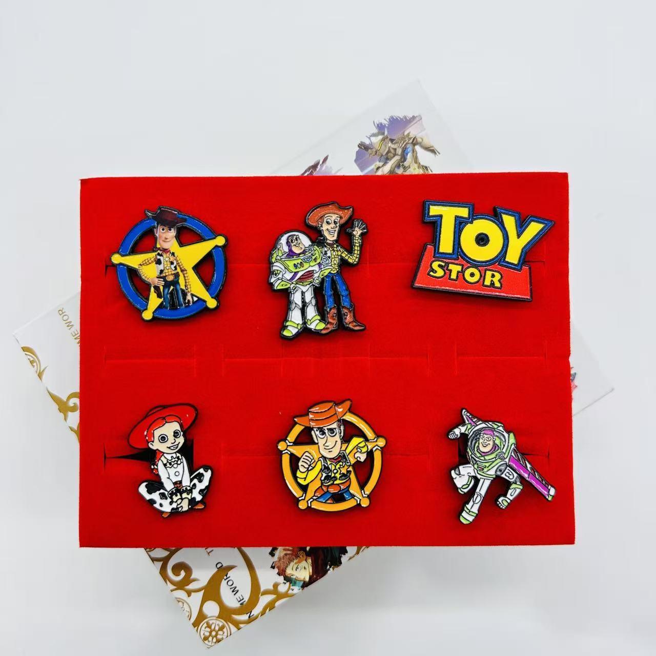Toy story anime pin set