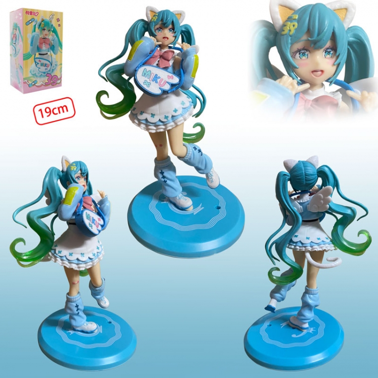 Hatsune Miku anime figure 19cm