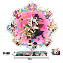 SPY×FAMILY anime pendulum clock