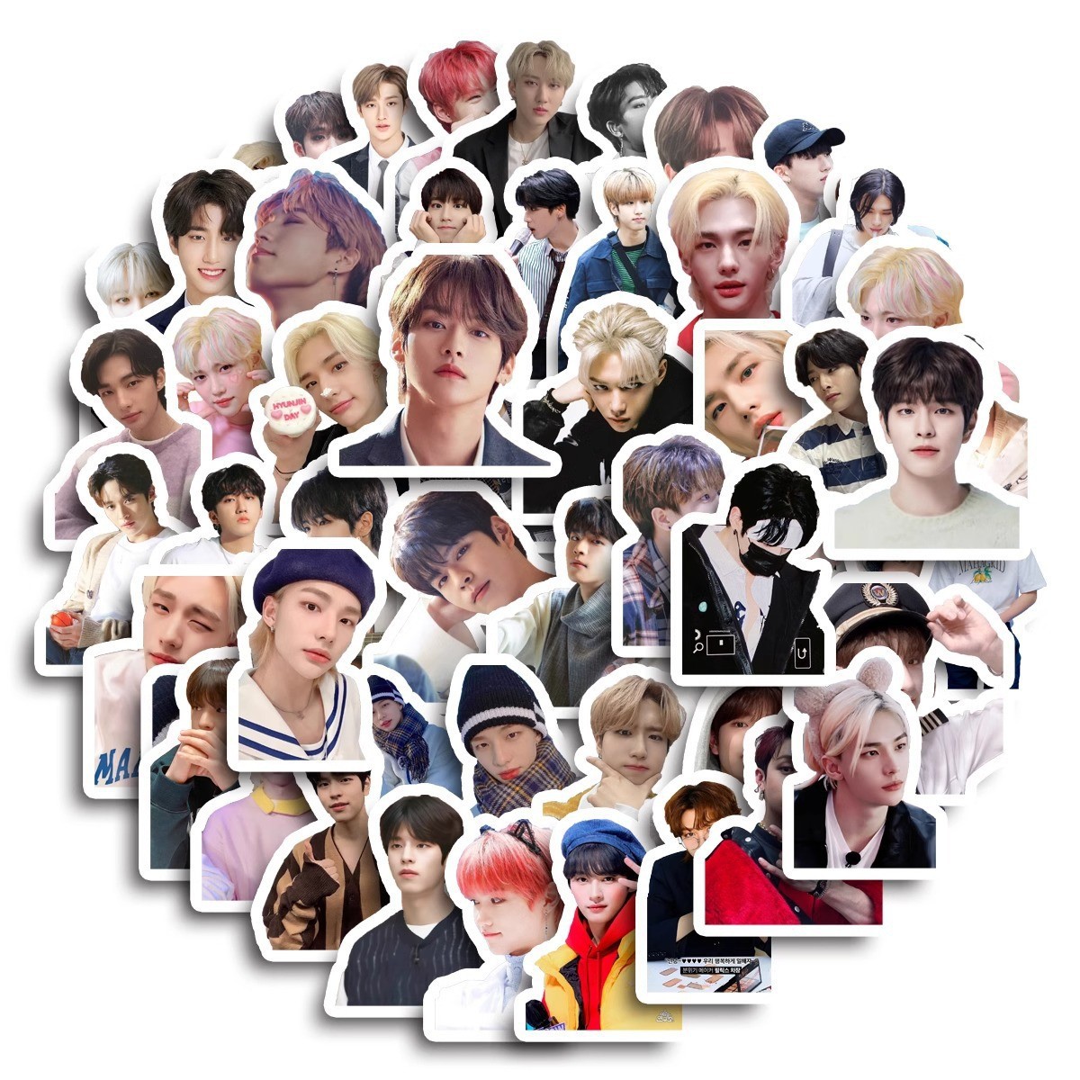 Straykids anime stickers 50pcs a set